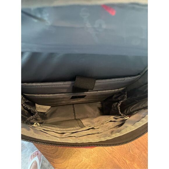 Doughnut Outdoor Adventure Backpack - Picture 4 of 4